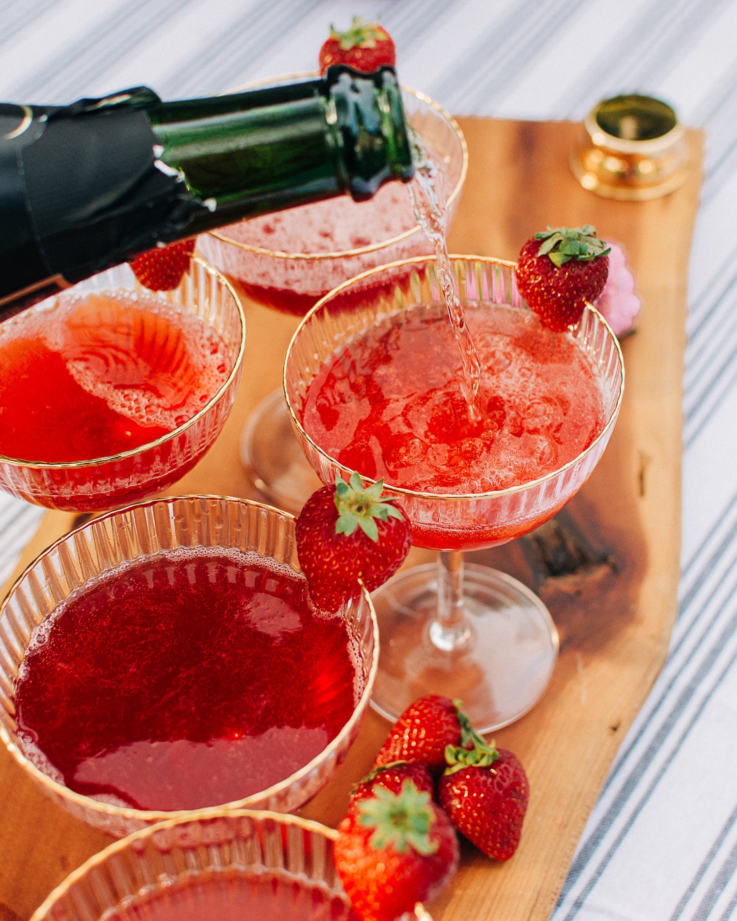 Amaretto Sour Punch Big Batch Recipe N Maiden Voyage Cocktail Co amaretto-sour-punch-big-batch-recipe-n-maiden-voyage-cocktail-co